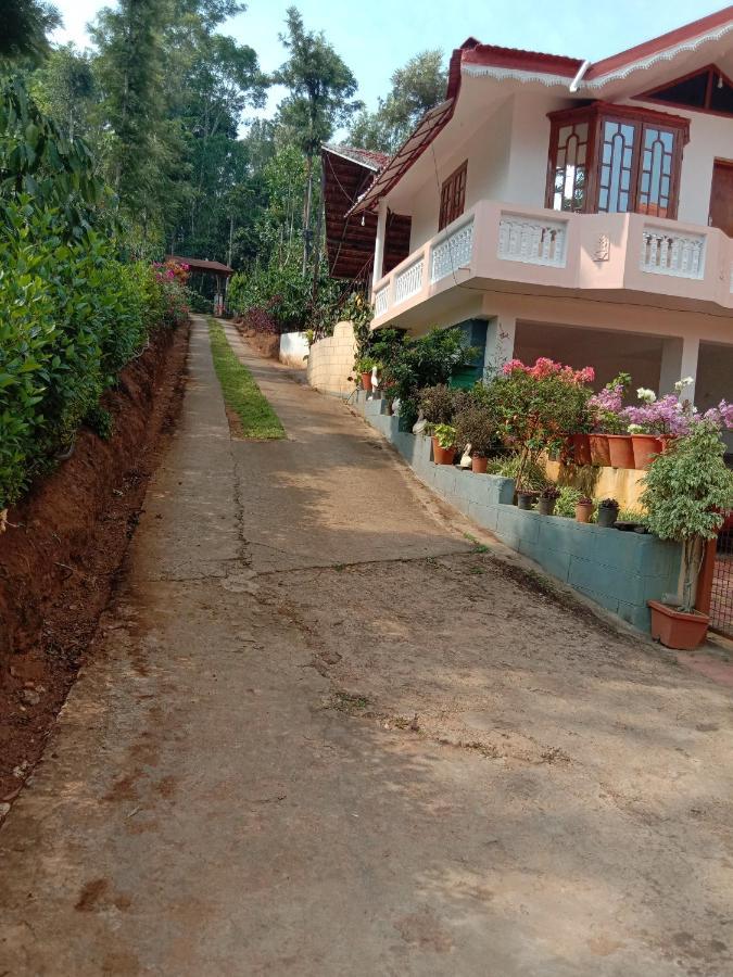 Shivalaya Homestay, Madikeri Siddāpur Eksteriør bilde